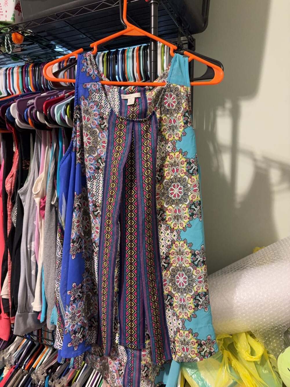 Est. 1846 Women's Sleeveless Printed Blouse Size XL